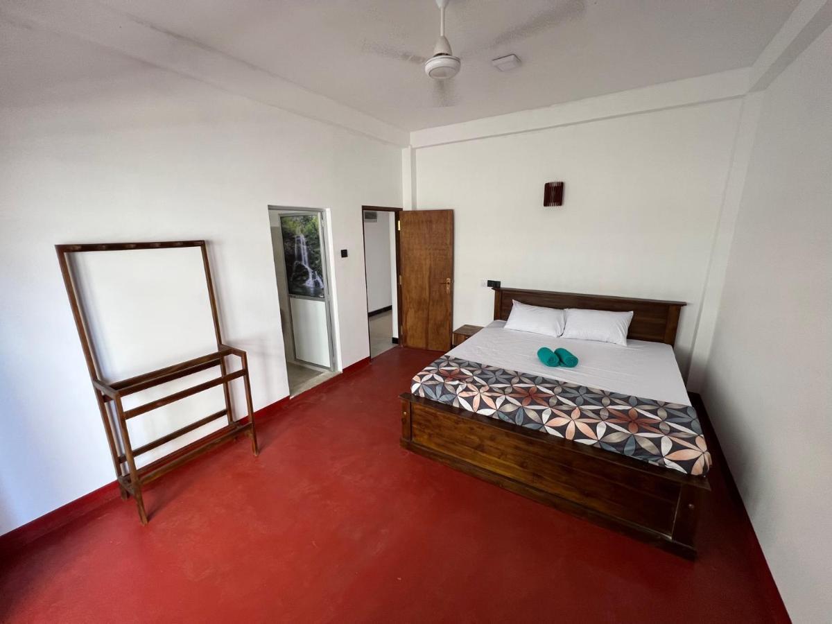 Mrmango Weligama Lägenhet Exteriör bild