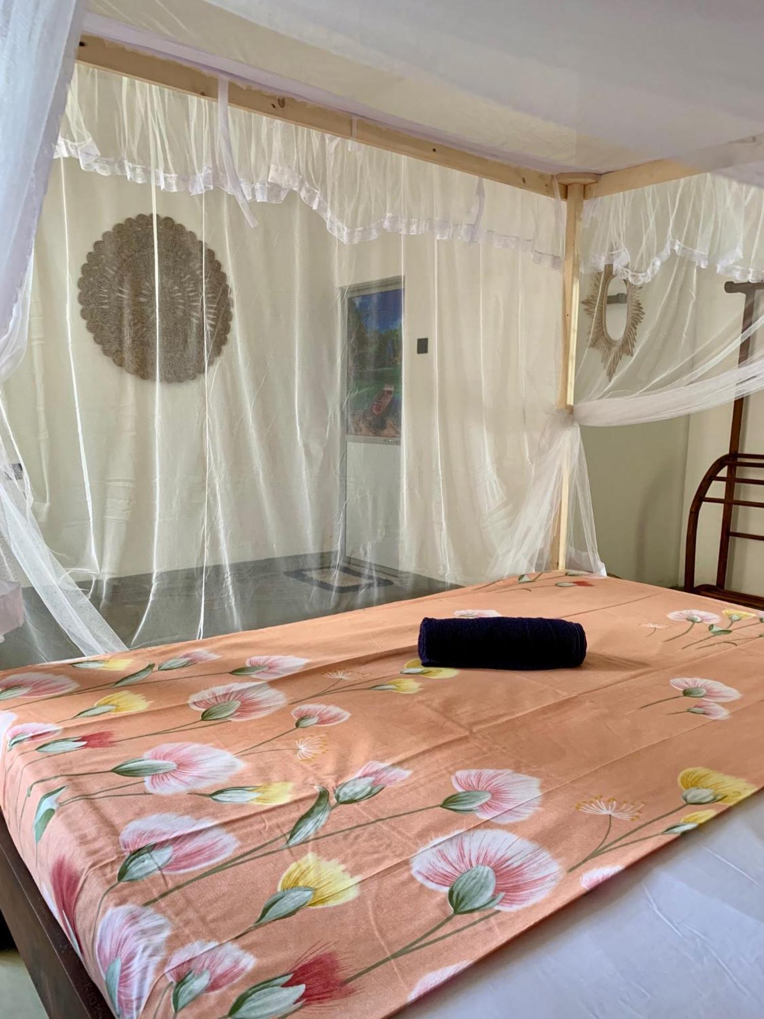 Mrmango Weligama Lägenhet Exteriör bild