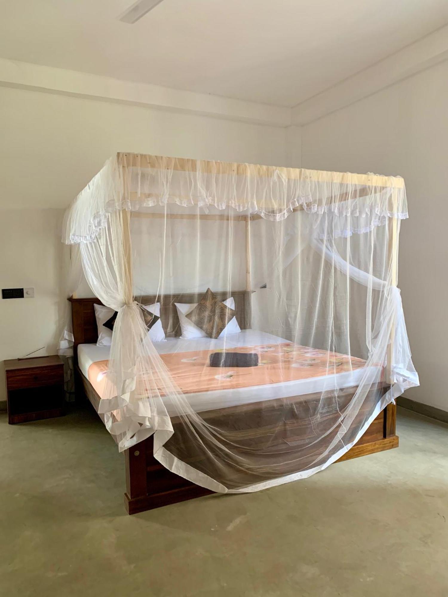 Mrmango Weligama Lägenhet Exteriör bild