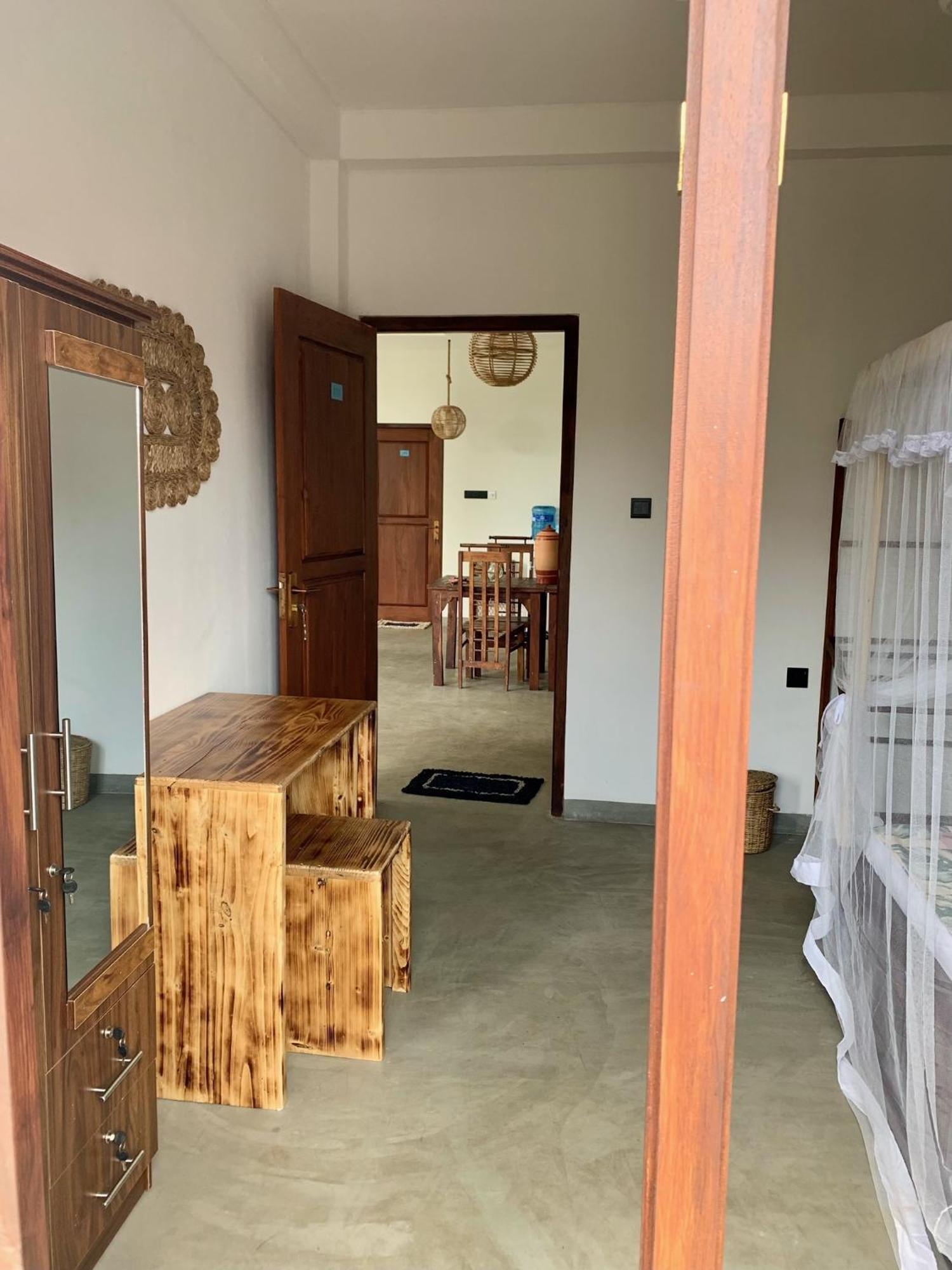 Mrmango Weligama Lägenhet Exteriör bild
