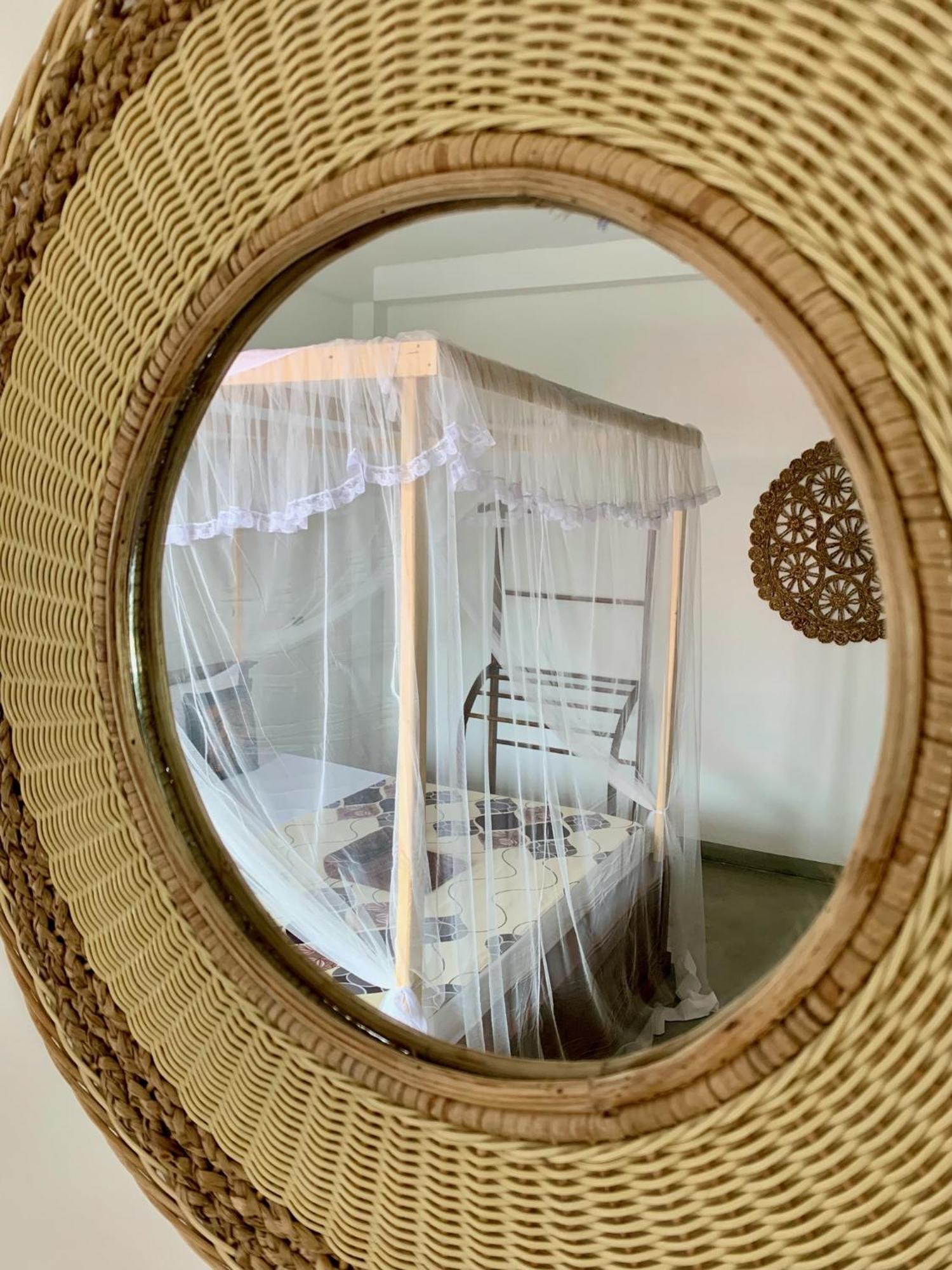 Mrmango Weligama Lägenhet Exteriör bild