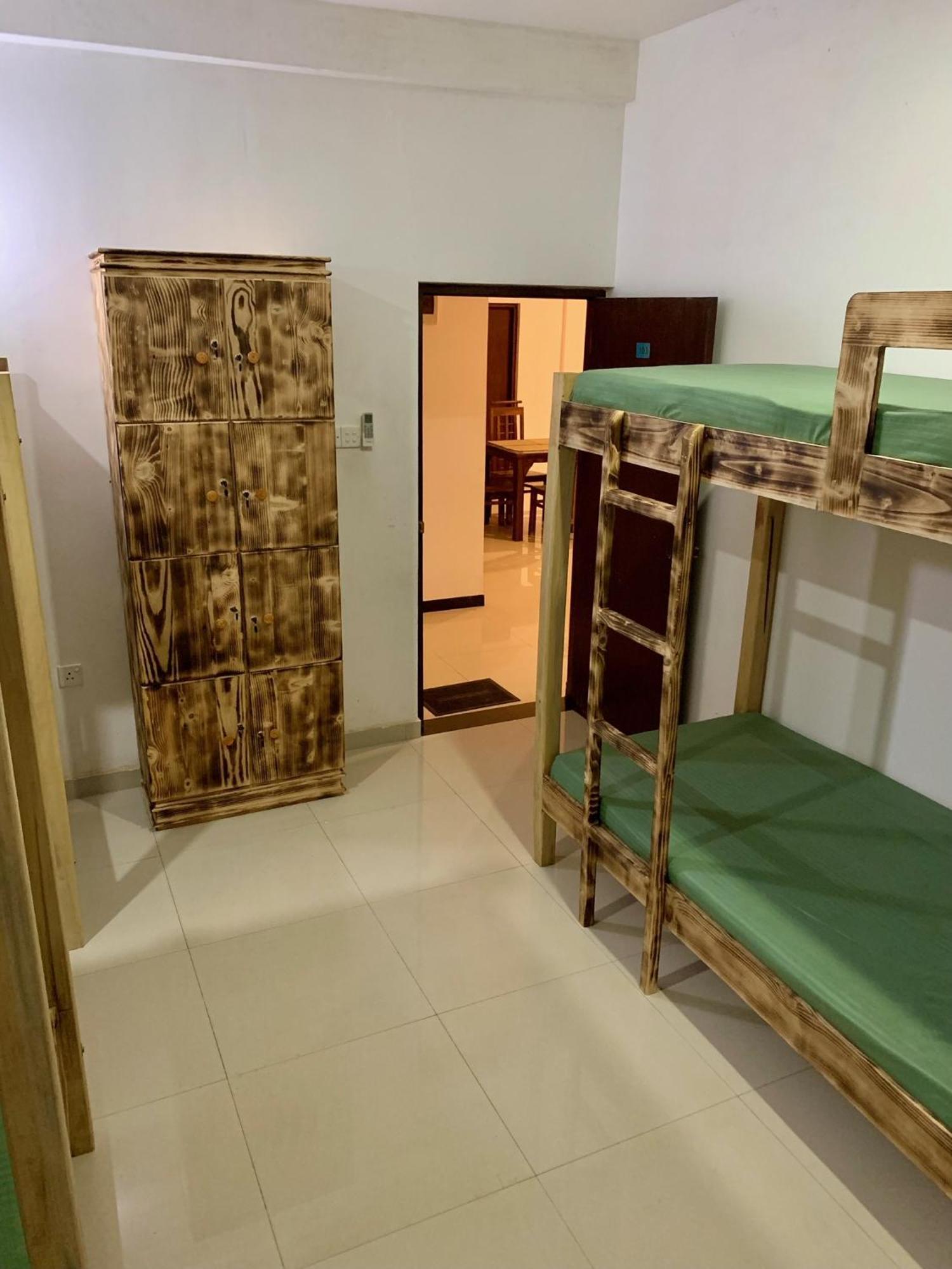Mrmango Weligama Lägenhet Exteriör bild